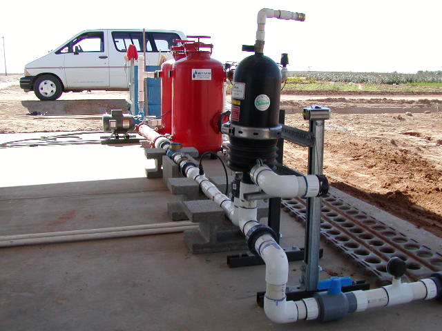 AZdrip pump/filter station